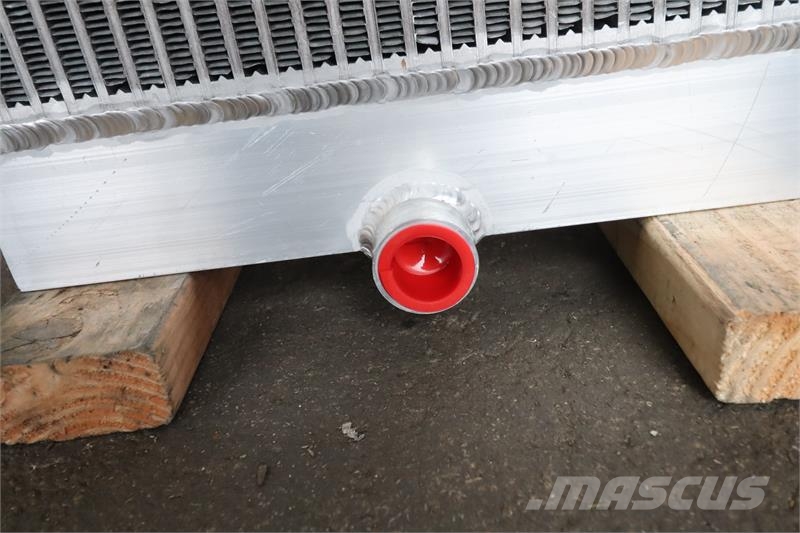CASE 8230 Oil Cooler # 845160 Radiadores