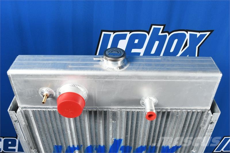 CASE 880C Radiator # 845200 Radiadores