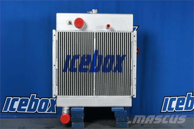 CASE 880C Radiator # 845200 Radiadores