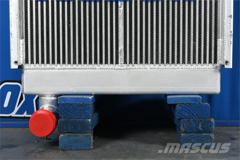 CASE 880C Radiator # 845200 Radiadores
