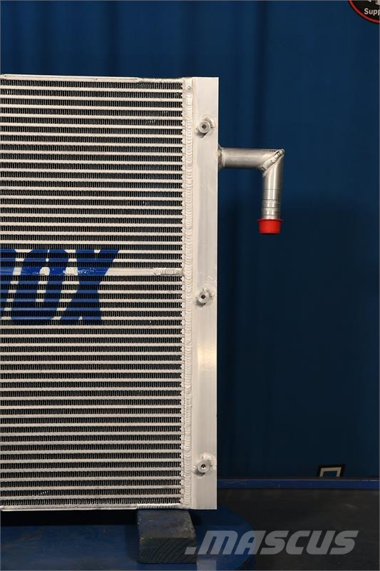 CASE 9010B Oil Cooler # 845134 مشعات