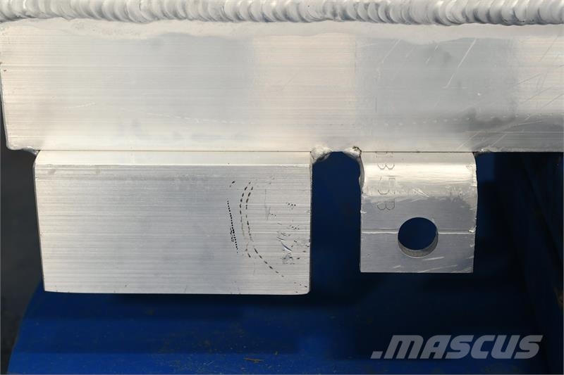 CASE 9040B Oil Cooler # 845135 Radiadores