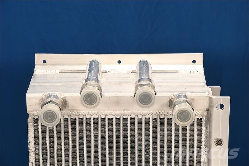 CASE 921B Oil Cooler # 845173 مشعات