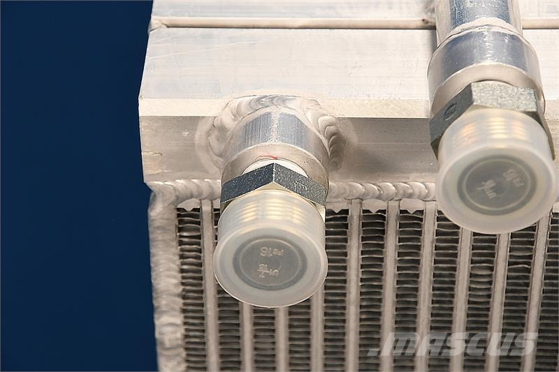 CASE 921B Oil Cooler # 845173 مشعات