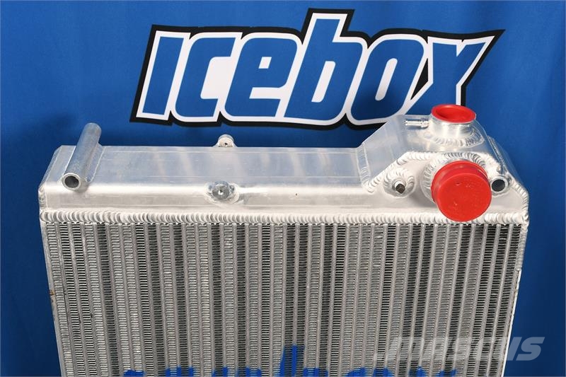 CASE MX100, MX110, MX120, MX135 Radiator # 845264 Radiadores