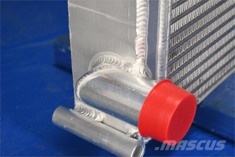 CASE SR200 Radiator # 845129 Radiadores