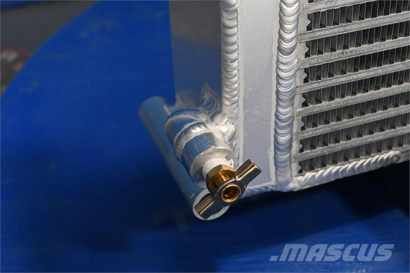 CASE SR200 Radiator # 845129 Radiadores