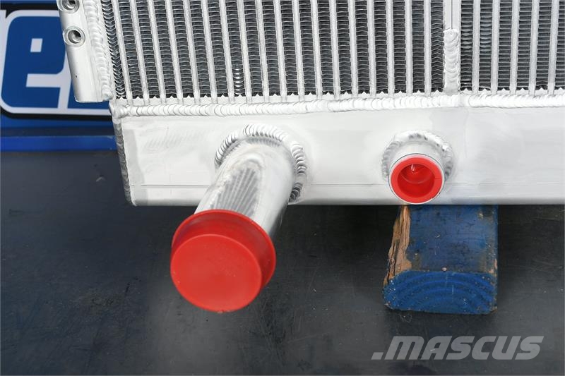 CAT 140H Radiator # 851153 Radiadores