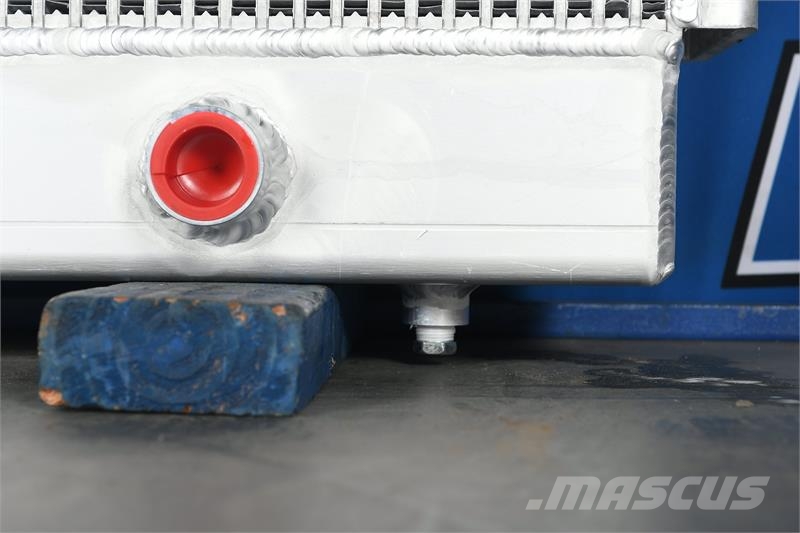 CAT 140H Radiator # 851153 Radiadores