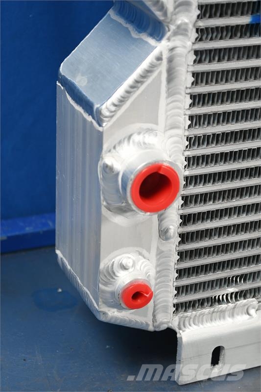 CAT 252B Radiator # 850354 Radiadores
