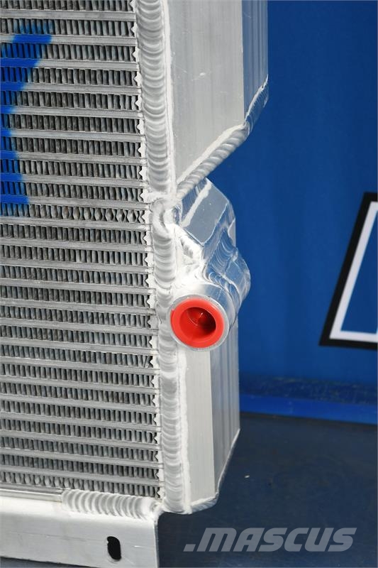 CAT 252B Radiator # 850354 Radiadores