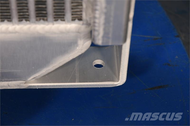 CAT 3208 Radiator # 850387 Radiadores