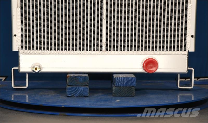 CAT 3208 Radiator # 851176 مشعات