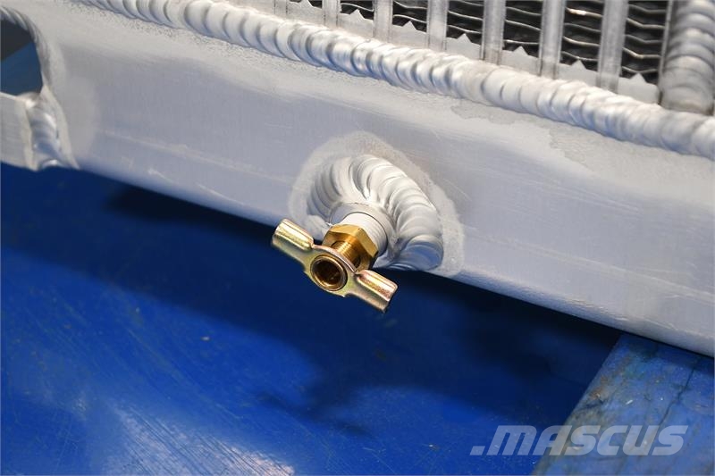 CAT 320C Radiator # 850373 Radiadores