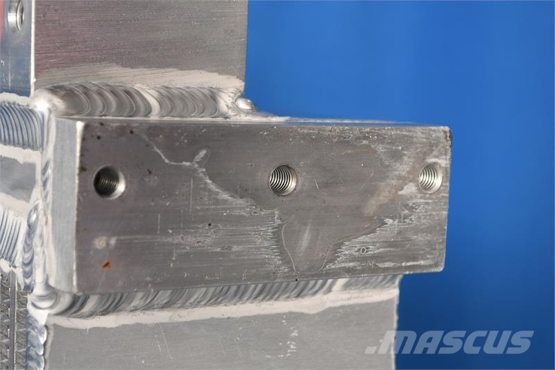 CAT 324D Oil Cooler # 850670 Radiadores