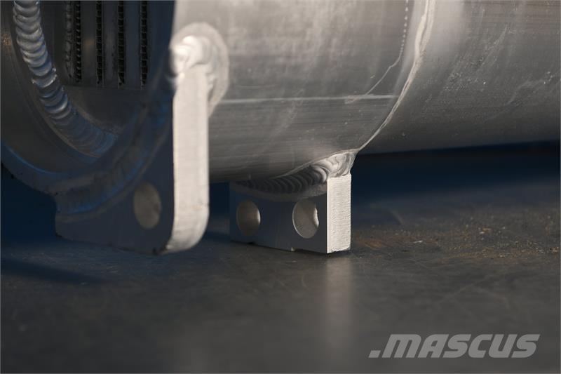 CAT 3408 with Brake Saver Oil Cooler # 850612 مشعات