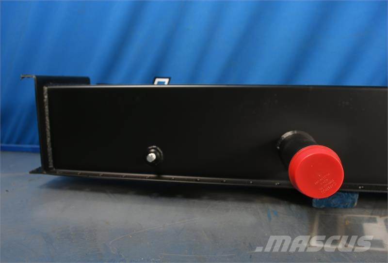 CAT 3412C Top Tank # 850913 Radiadores