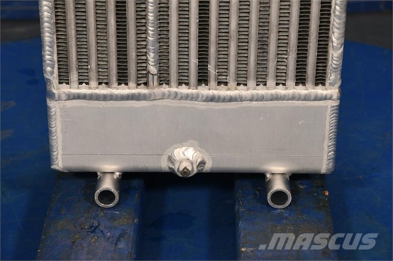 CAT 568 Charge Air Cooler # 851217 Radiadores