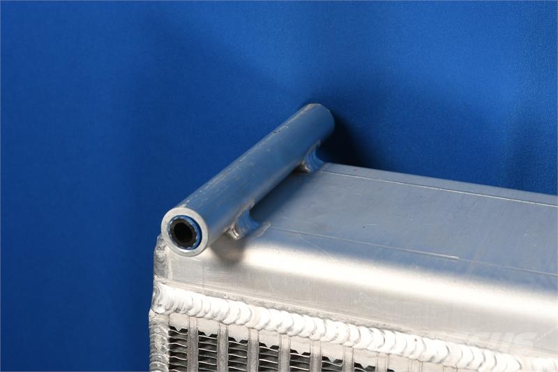 CAT 568 Radiator # 850382 Radiators