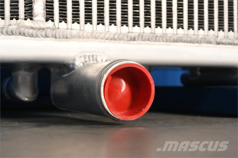 CAT 568 Radiator # 850382 Radiators