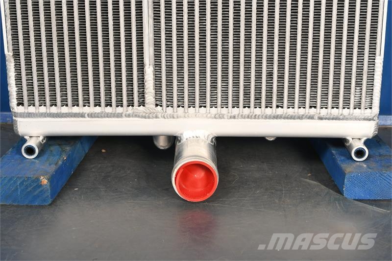 CAT 568 Radiator # 850382 Radiators