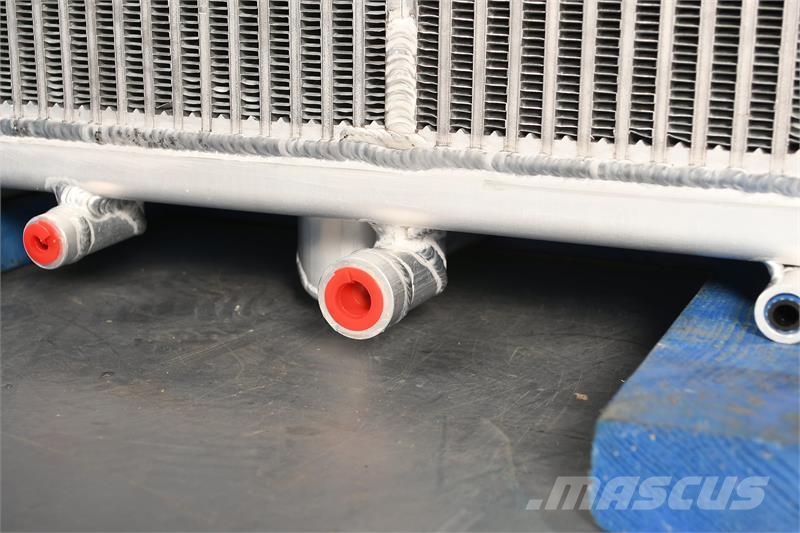CAT 568 Radiator # 850382 Radiators
