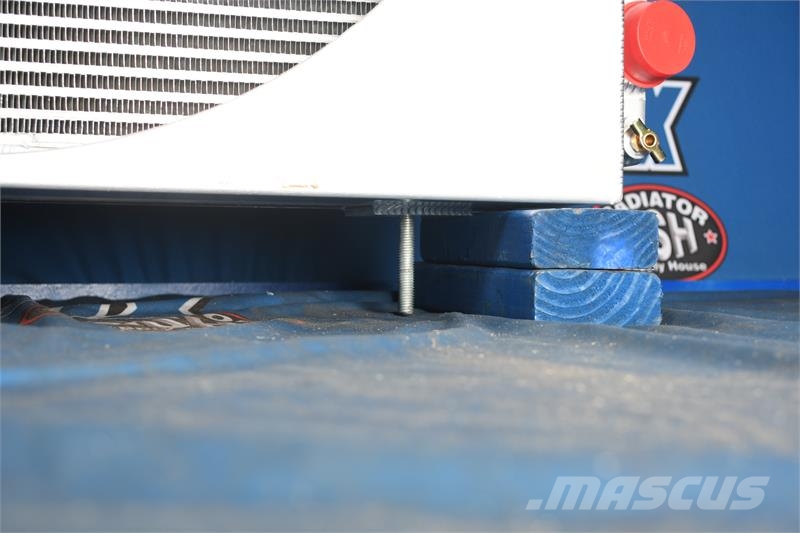 CAT 613C Radiator # 850890 Radiadores