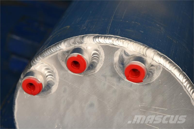CAT 730B,740B Reservoir Tank # 850816 Radiatoren