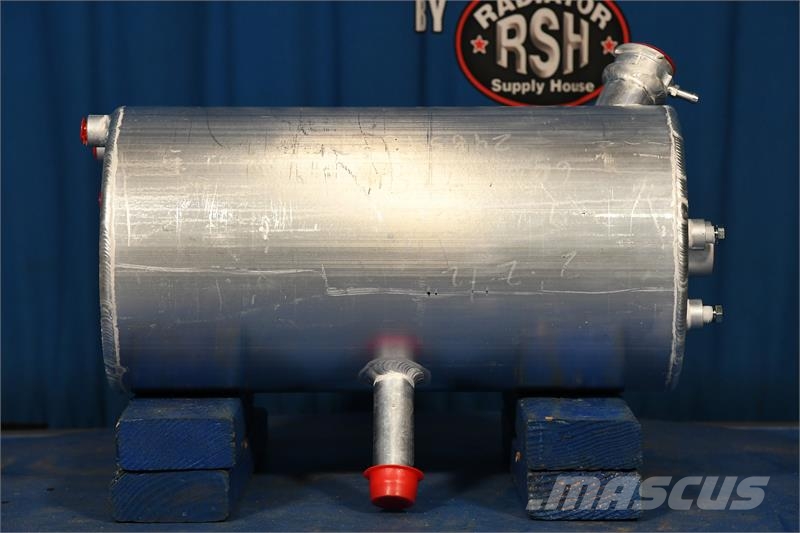 CAT 730B,740B Reservoir Tank # 850816 Radiatoren