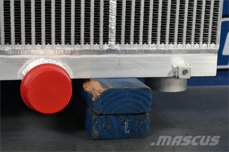 CAT 740, 745 Radiator # 850959 Radiadores