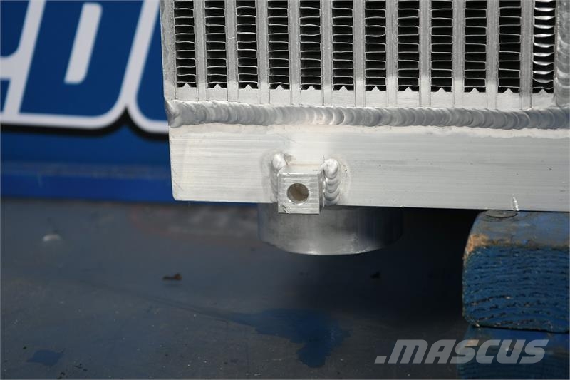 CAT 740, 745 Radiator # 850959 Radiadores