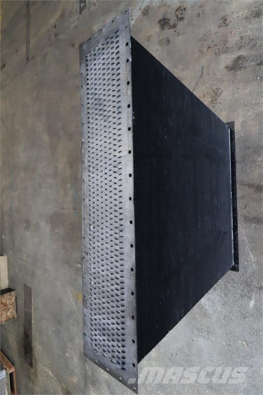 CAT 826C Radiator Core # 850936 Radiadores