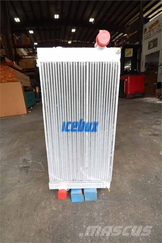 CAT 938 Radiator # 851057 Radiadores