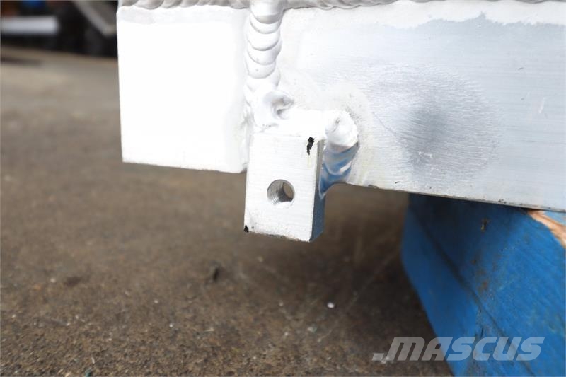 CAT 938 Radiator # 851057 Radiadores