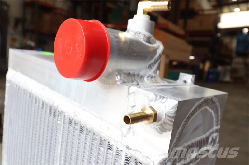 CAT 938 Radiator # 851057 Radiadores