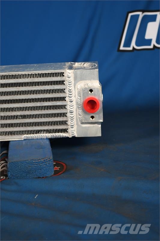 CAT 966D Oil Cooler # 850603 Radiadores