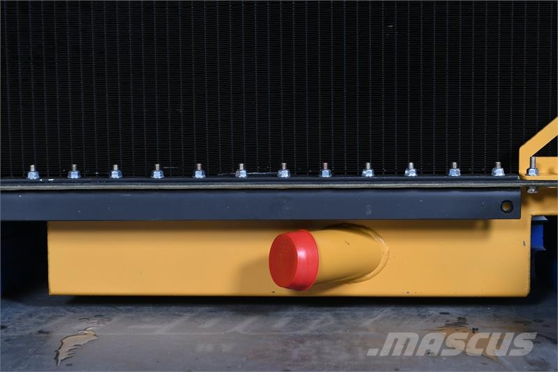 CAT 966G, 972G Radiator # 850833 مشعات