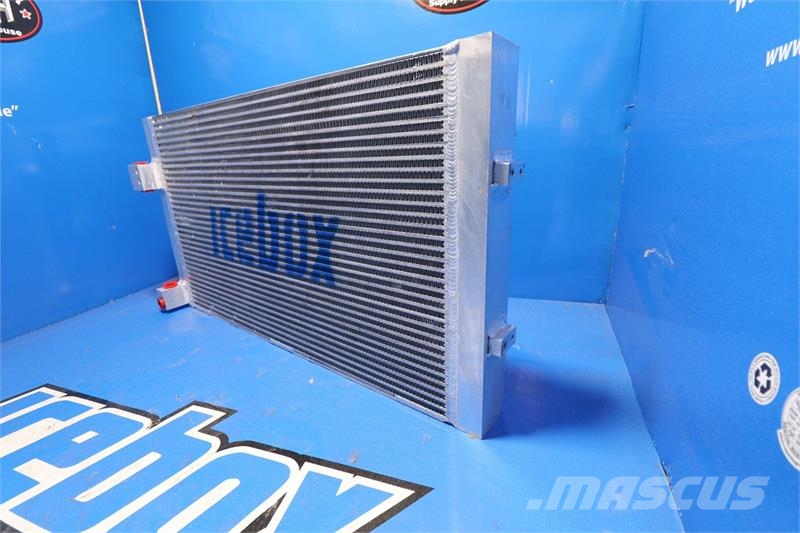 CAT 966G Oil Cooler # 850831 مشعات