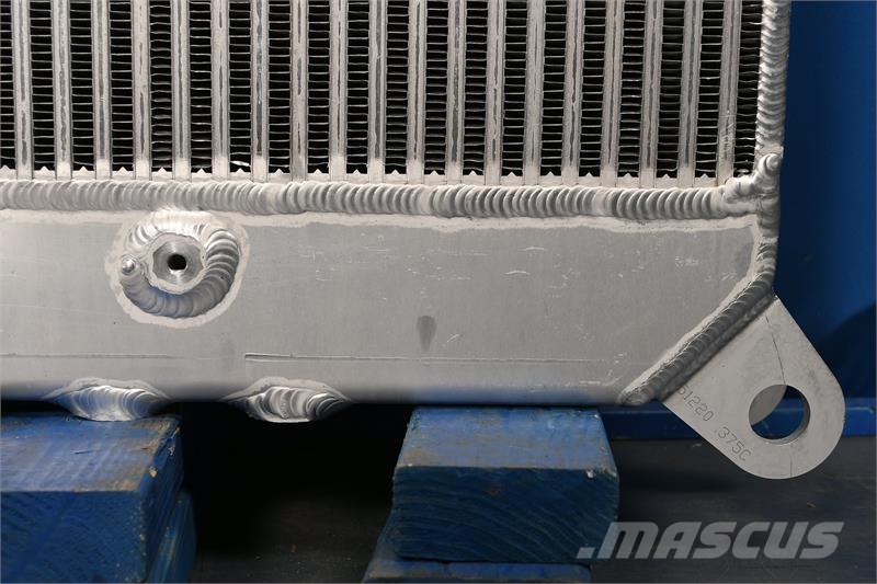 CAT C18 Charge Air Cooler # 851220 Radiadores camiões e carrinhas