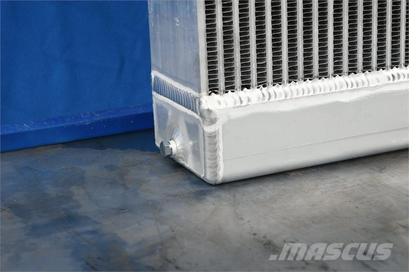 CAT CS-583, CS583 Roller Radiator # 850443 Radiators