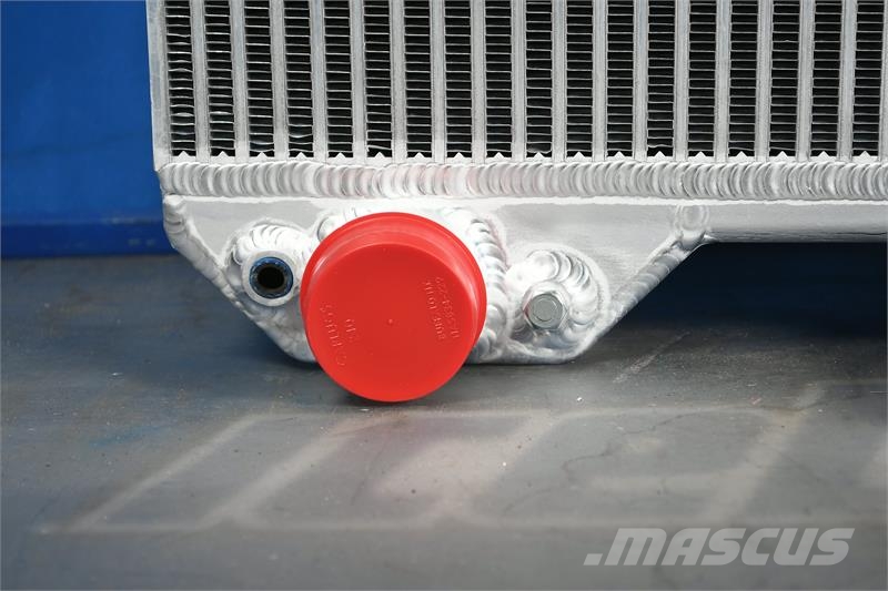 CAT CW14 Radiator # 850929 Radijatori