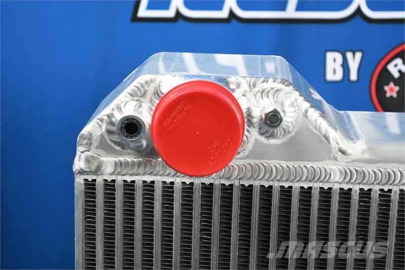 CAT CW14 Radiator # 850929 Radijatori