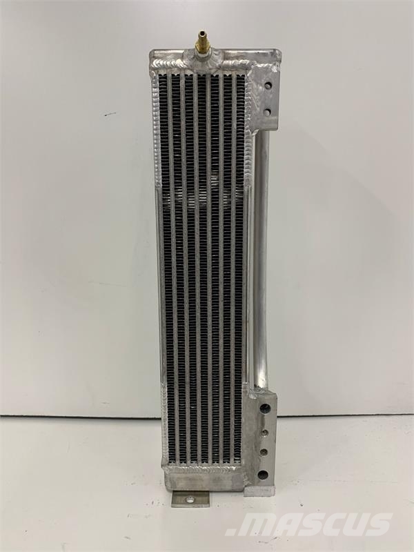 CAT D4, 7U, D47U Oil Cooler # 850619 ラジエター