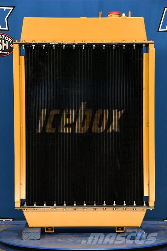CAT D4H Radiator # 850401 Радіатори