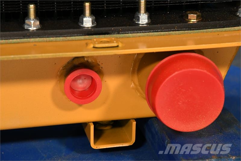 CAT D4H Radiator # 850401 Радіатори