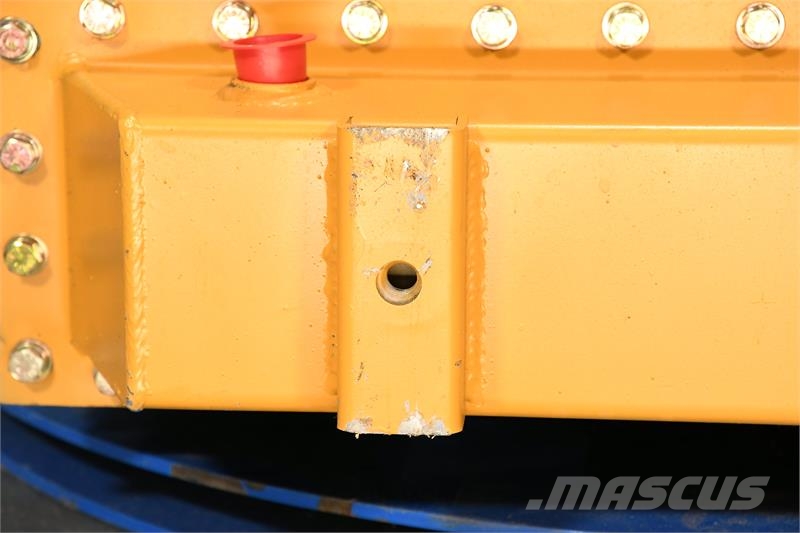 CAT D4H Radiator # 850401 Радіатори