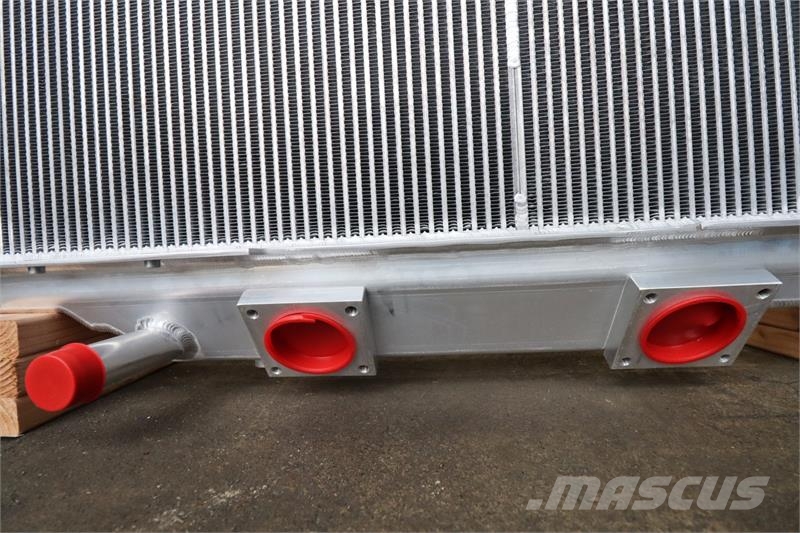 CAT D7R Series II Radiator # 850916 Radiadores camiões e carrinhas