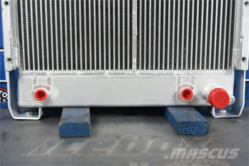 CAT IT-18 / 924F Radiator # 850641 Radiadores camiões e carrinhas
