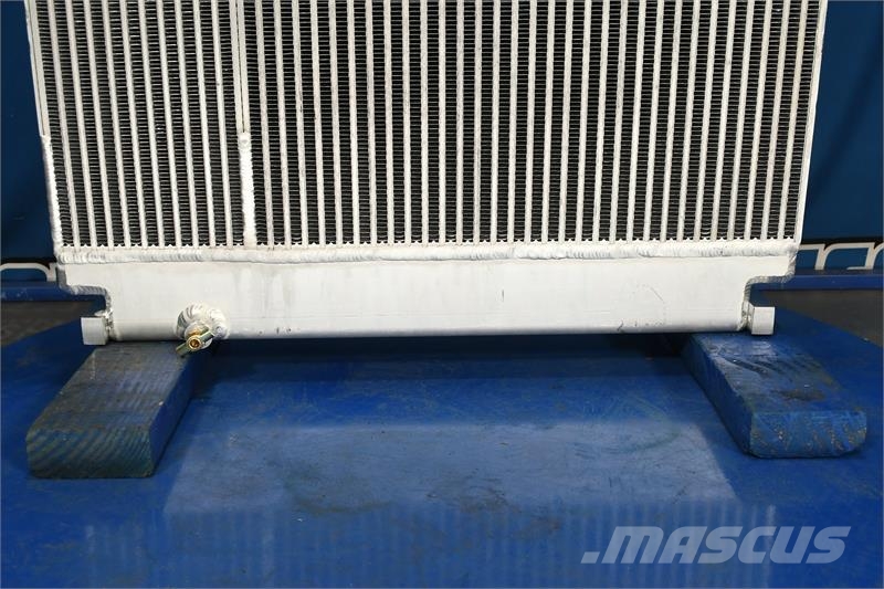 CAT Mitsubishi, Lift Truck Radiator # 851326 Radiators