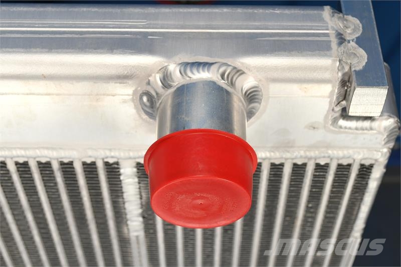 CAT Mitsubishi, Lift Truck Radiator # 851326 Radiators